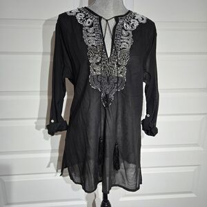 Elegant Black Embroidered Women's Tunic